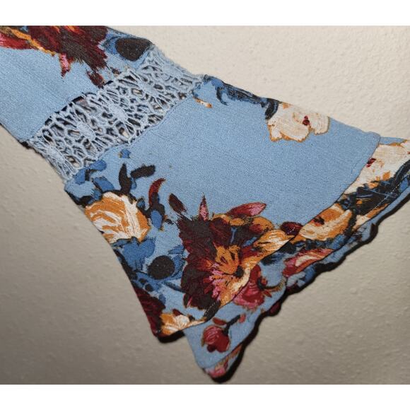 Chelesa & Violet Blue Floral Cold Shoulder Women's Short Romper L Long Sleeves - Picture 2 of 6